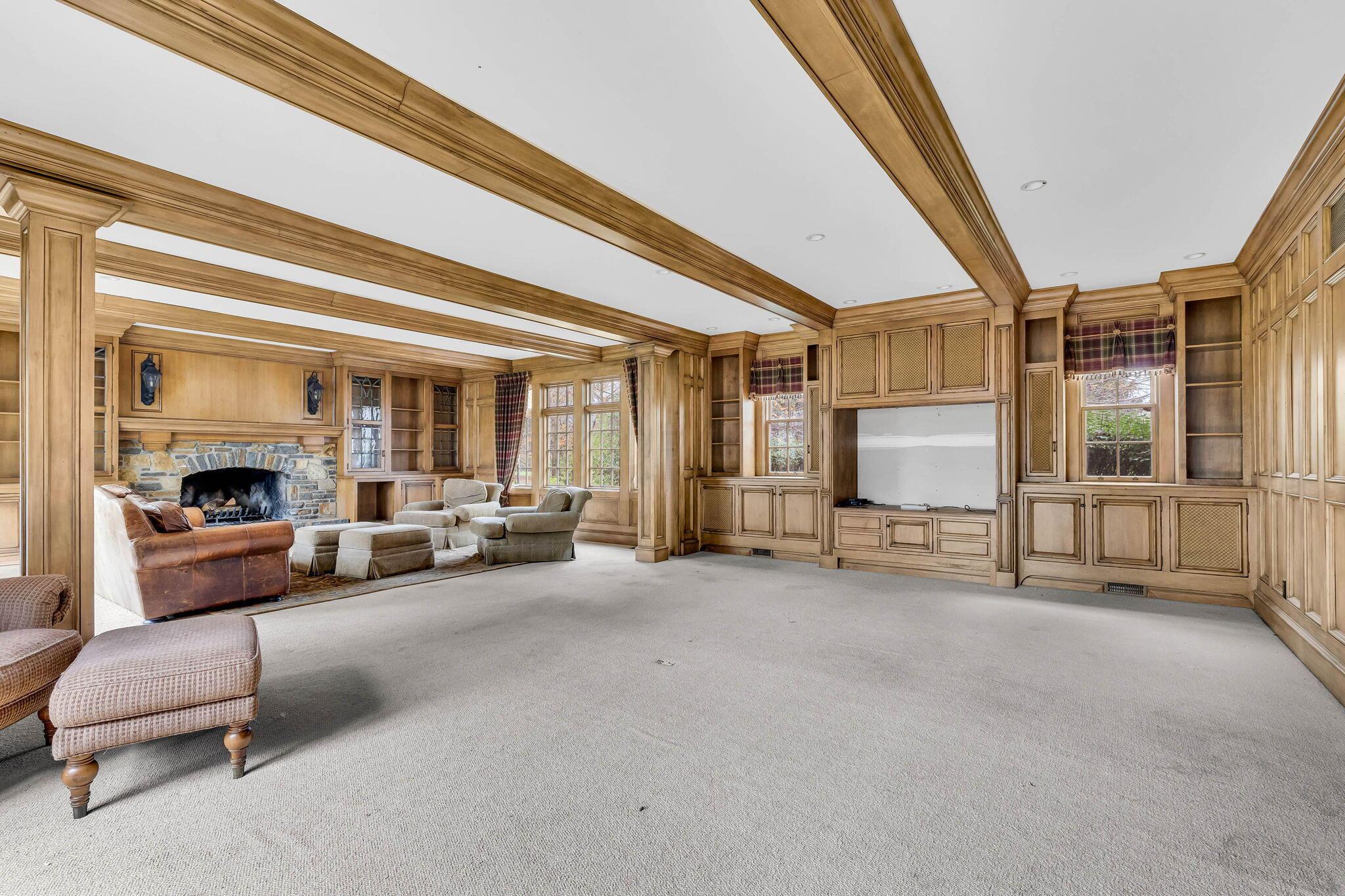 7805 Brill Road Cincinnati, OH 45243 - Photo 79 of 139 79-web-or-mls-7805BrillRoadInt_Hommati10