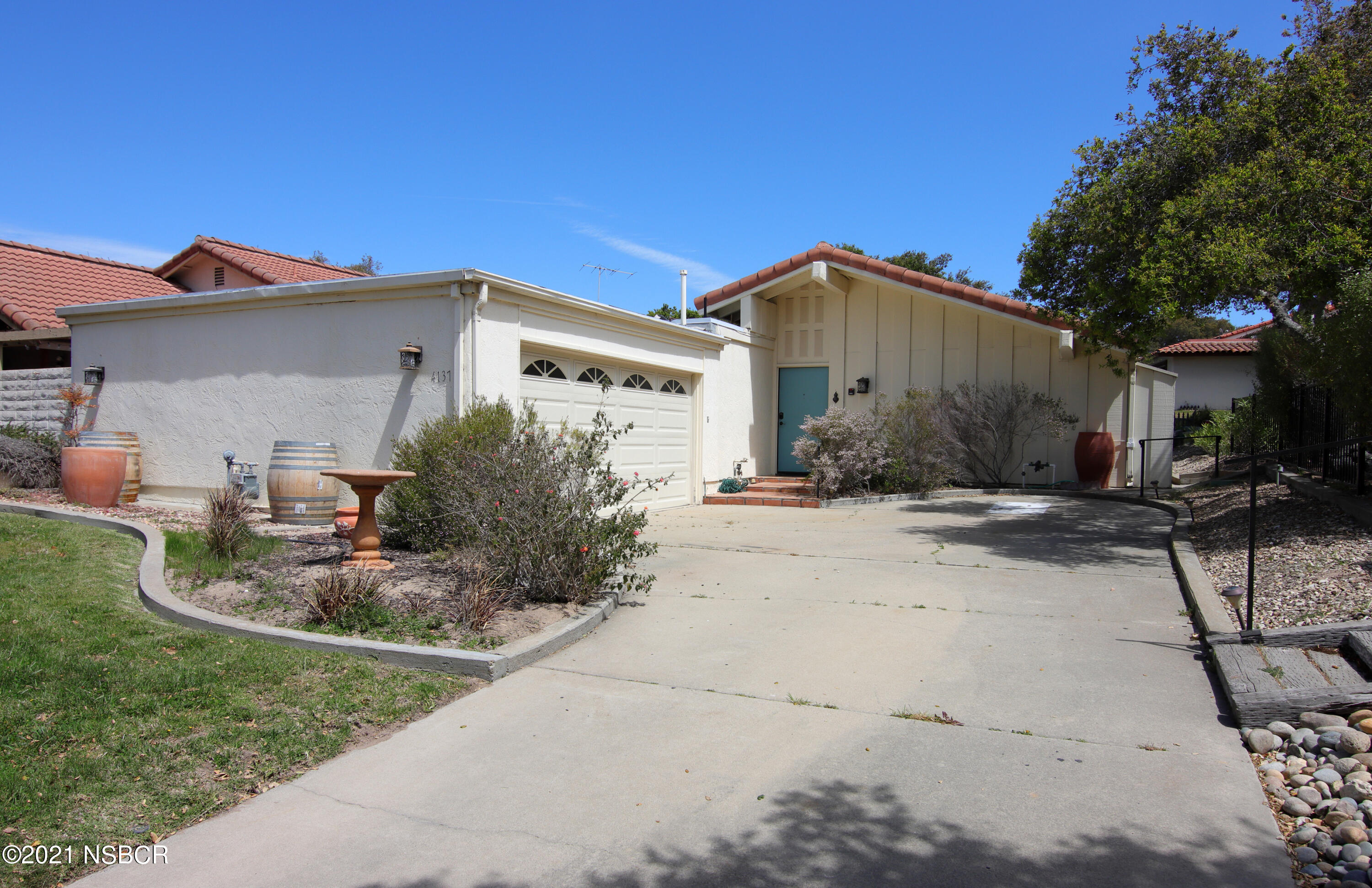 4137 Oakwood Road Lompoc, CA 93436 - Photo 1 of 22 4731Oakwoodfront2
