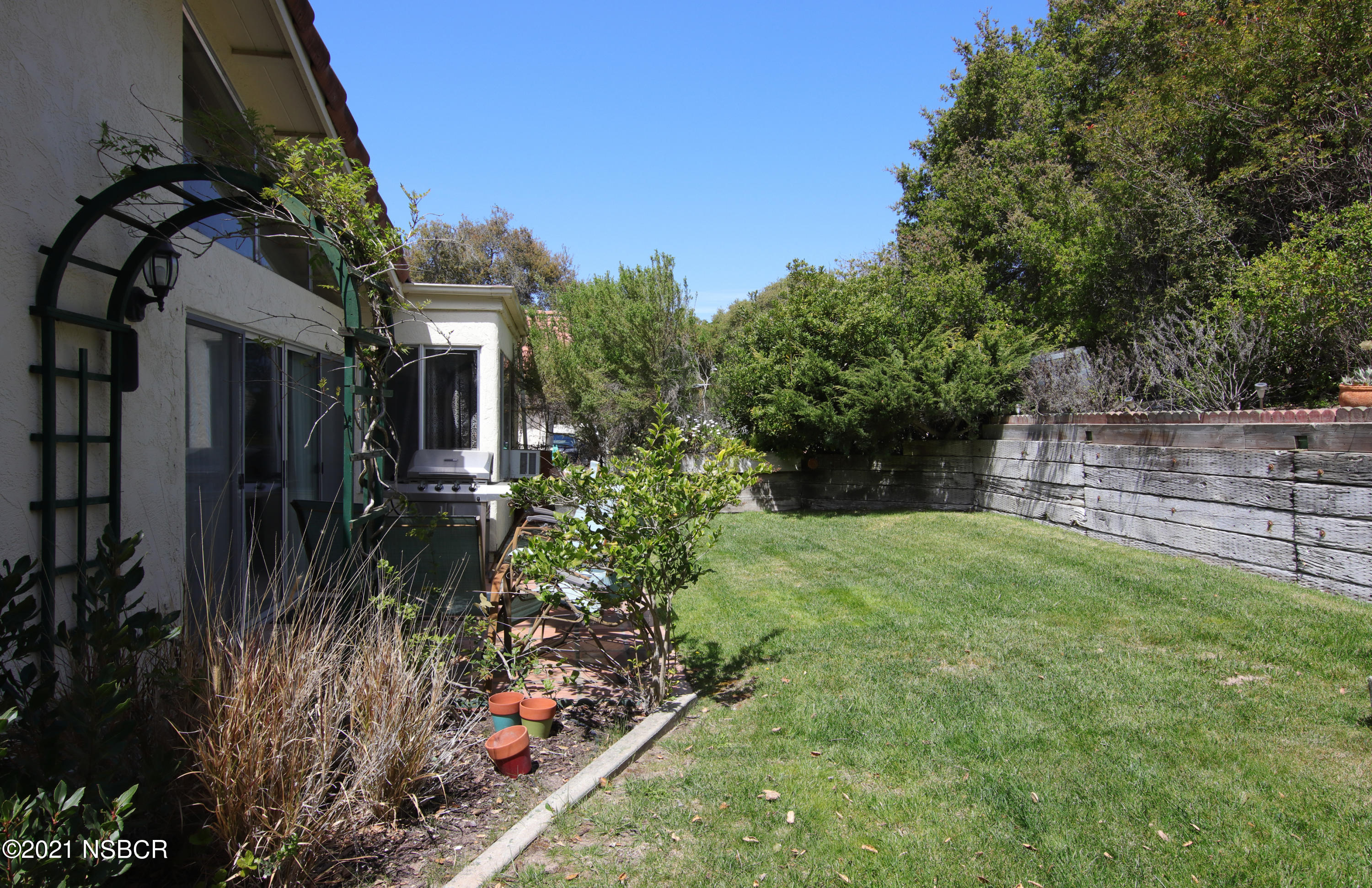 4137 Oakwood Road Lompoc, CA 93436 - Photo 17 of 22 4731Oakwoodbackyard3
