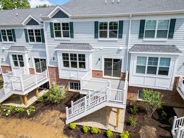 $980,000 | 131 Harding Avenue, Glen Ellyn, IL 60137