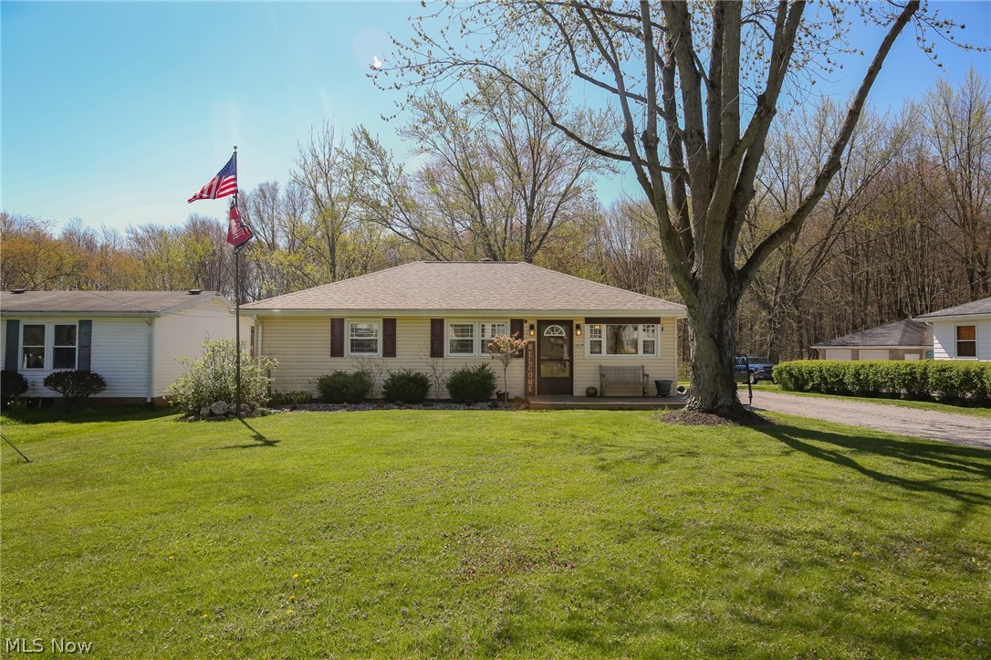 1613 Grandview Road Lake Milton, OH 44429 - Photo 1 of 23 Gallery Image 1