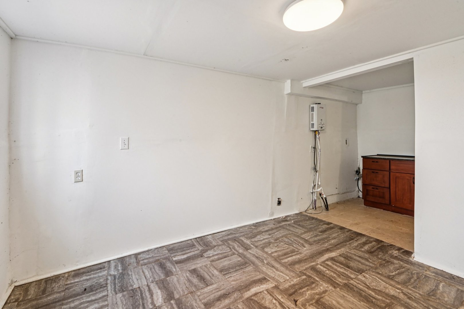 1326 Nippersink Drive Spring Grove, IL 60081 - Photo 4 of 12 a view of room