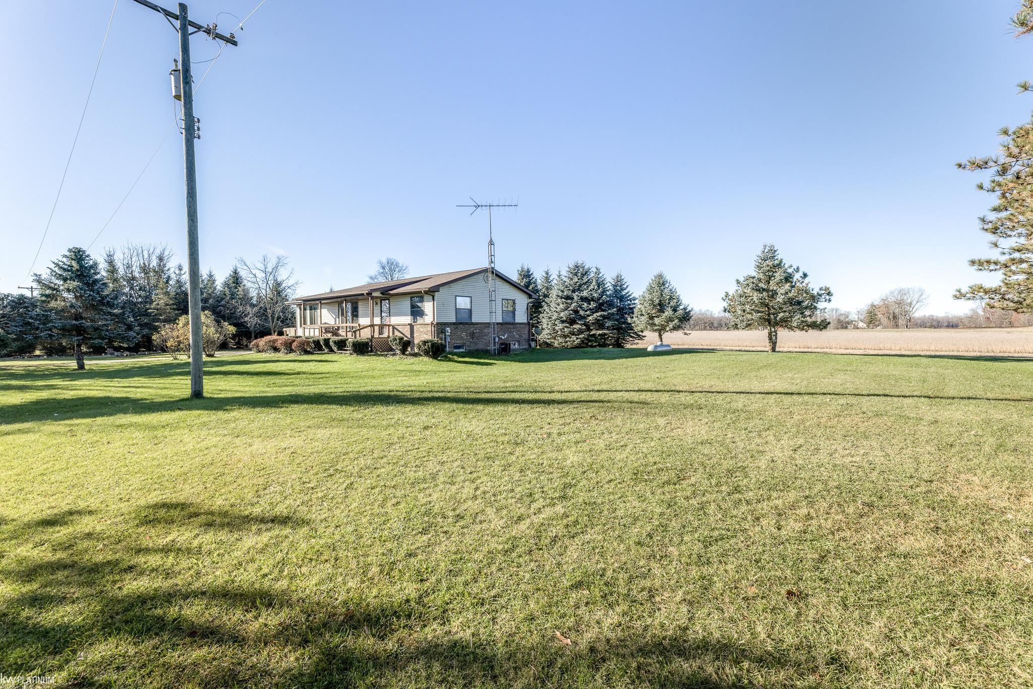 5859 Evans Road Capac, MI 48014 - Photo 5 of 25