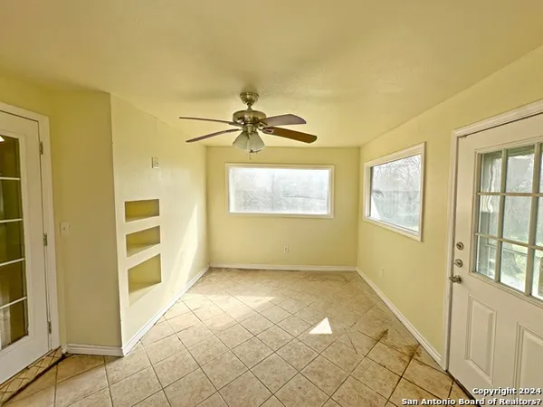 $1,650 | 8707 Glen Bluff, San Antonio, TX 78239
