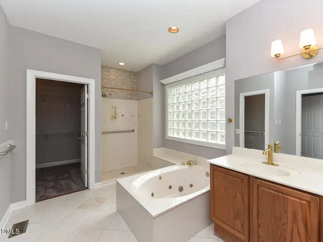 $825,000 | 406 Cricketfield Lane, Cary, NC 27518