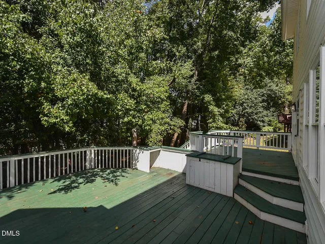 $825,000 | 406 Cricketfield Lane, Cary, NC 27518