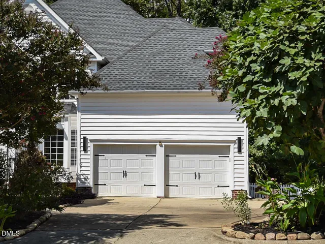 $825,000 | 406 Cricketfield Lane, Cary, NC 27518