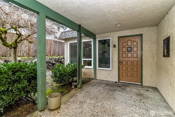 a view of entrance front of house