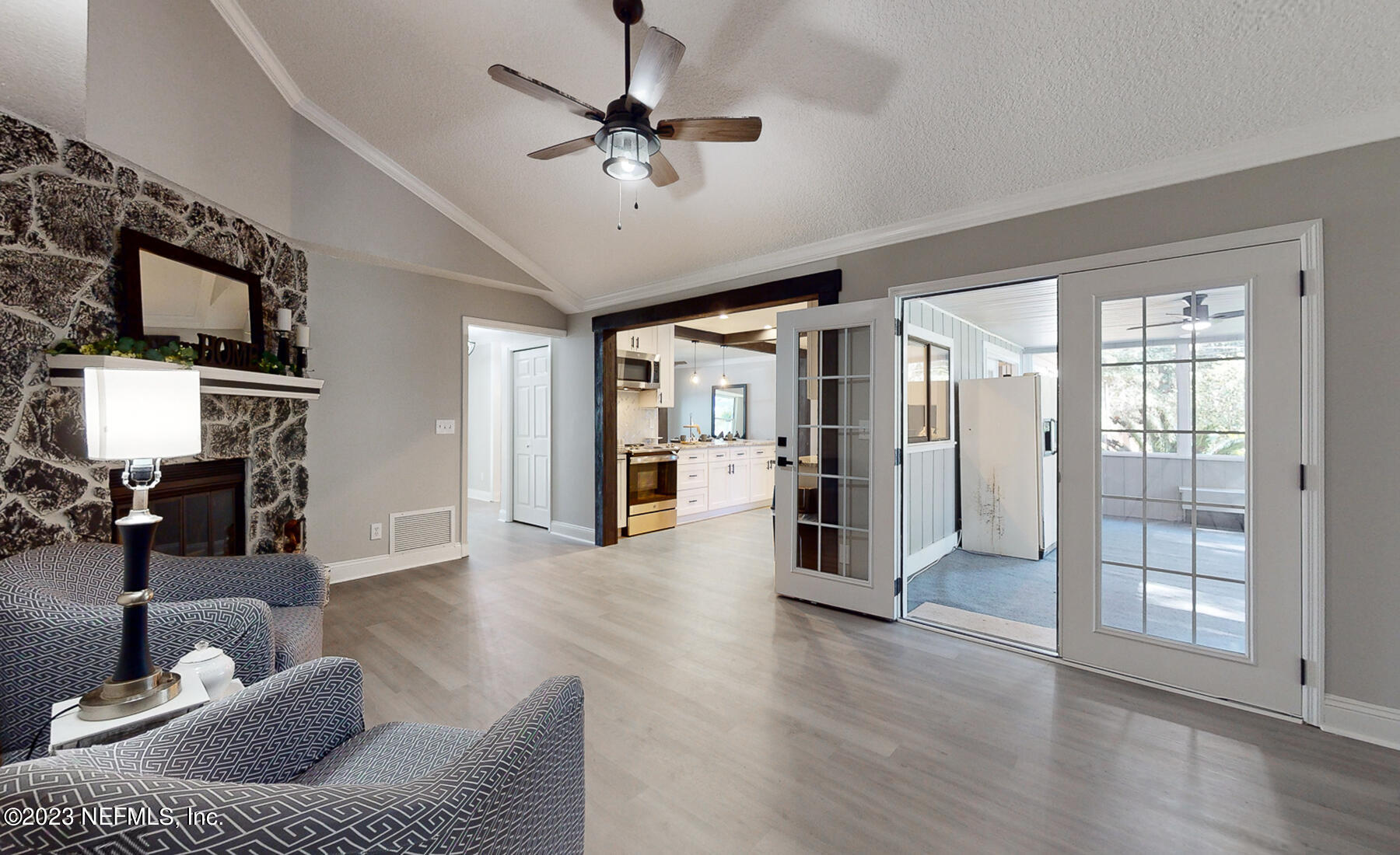2547 Quail Roost Road Middleburg, FL 32068 - Photo 14 of 46 Family room