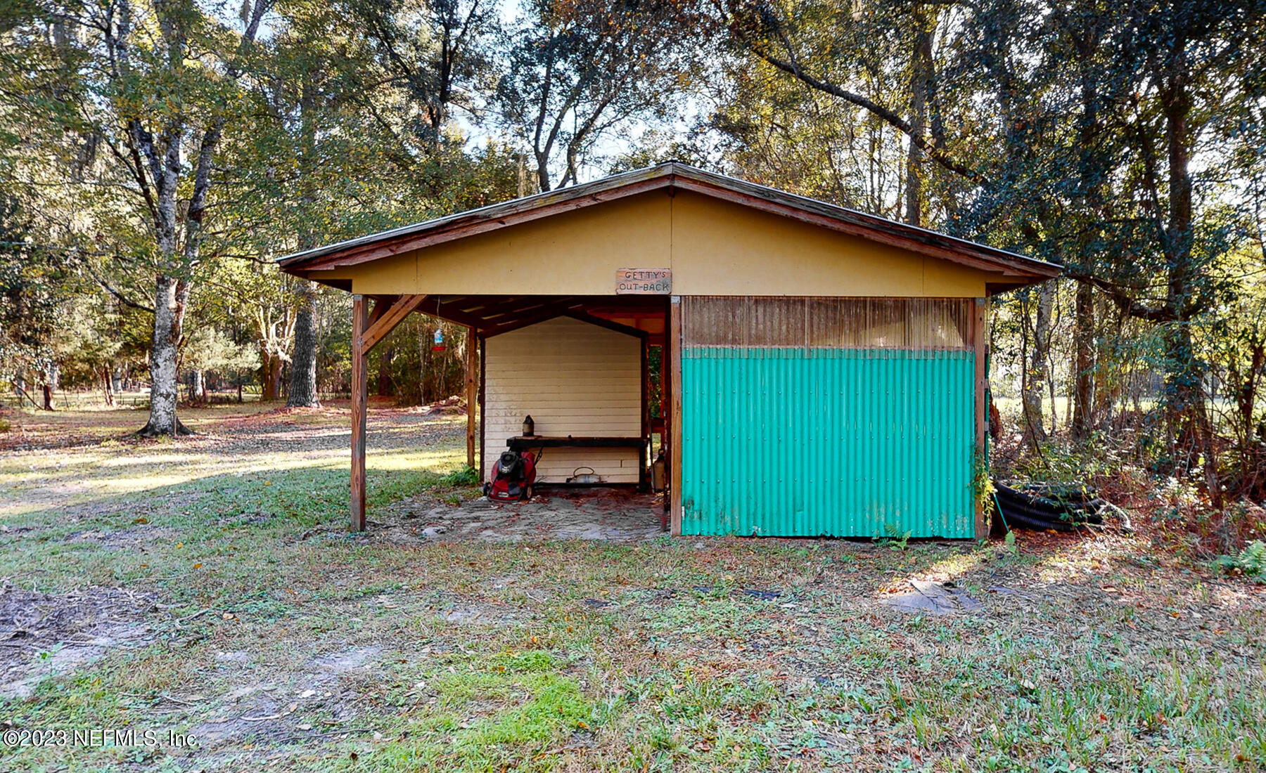2547 Quail Roost Road Middleburg, FL 32068 - Photo 40 of 46 Polebarn