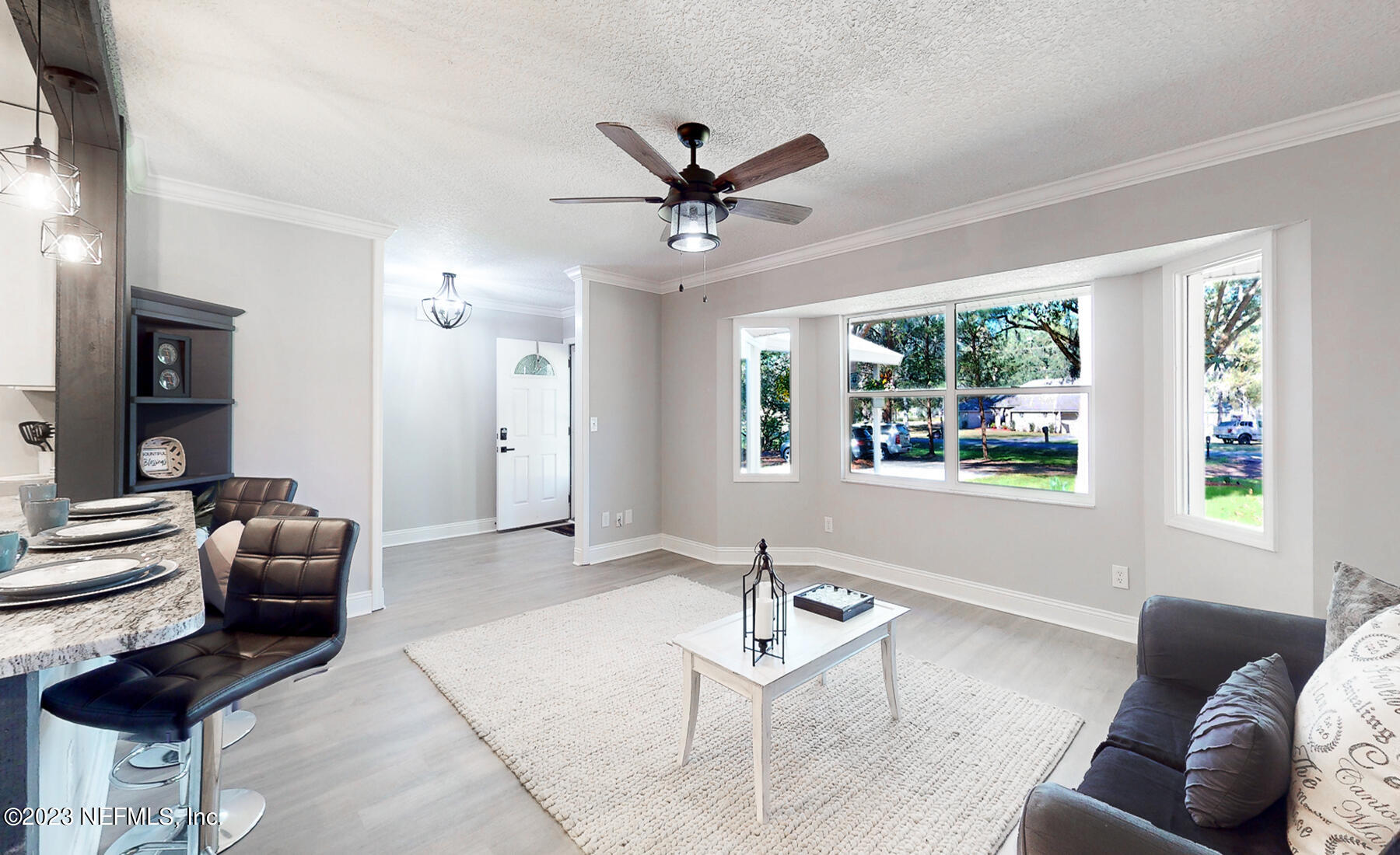 2547 Quail Roost Road Middleburg, FL 32068 - Photo 5 of 46 Living room