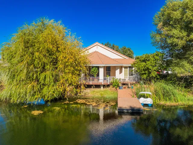 a view of a lake with houses