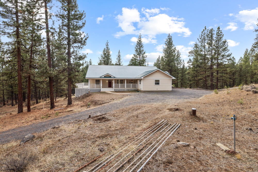 13423 Sprague River Road, Unit 1 Chiloquin, OR 97624 - Photo 5 of 46 Shows the gravel road going to the house