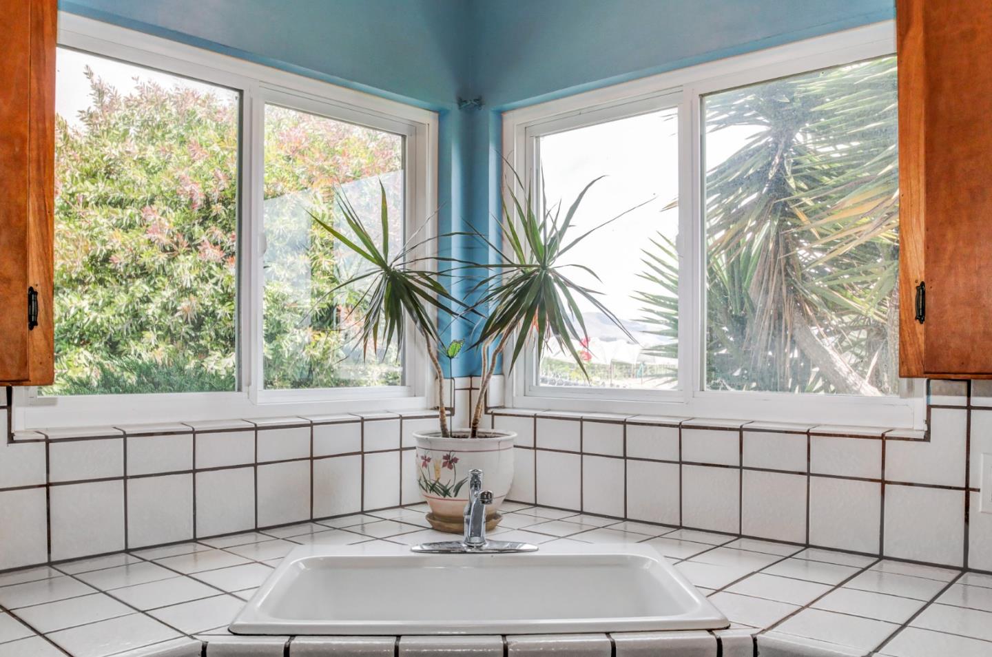 85 Kerr Road Watsonville, CA 95076 - Photo 6 of 29 a view of a water fountain and a large window