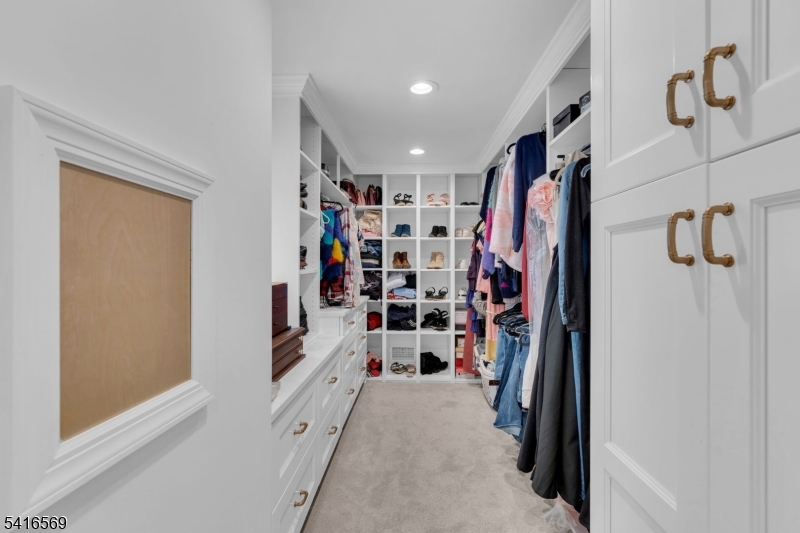 149 Lake End Road Newfoundland, NJ 07435 - Photo 21 of 49 a view of walk in closet with clothes