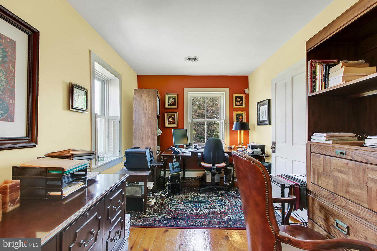1236 Russell Tavern Road Gettysburg, PA 17325 - Photo 23 of 30 Interior (General)
