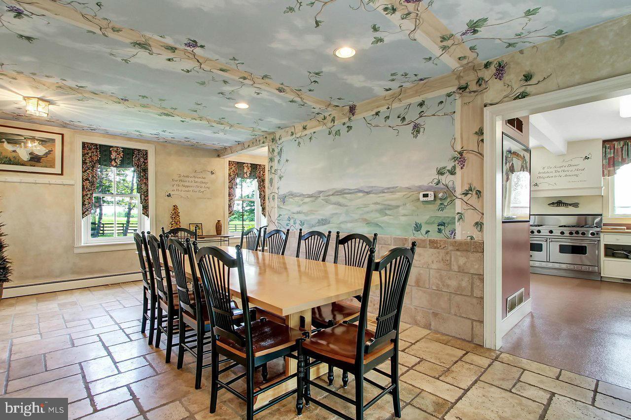 1236 Russell Tavern Road Gettysburg, PA 17325 - Photo 7 of 30 Dining Room