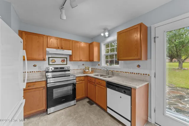 $278,000 | 1029 Cove Circle, Clayton, NC 27520