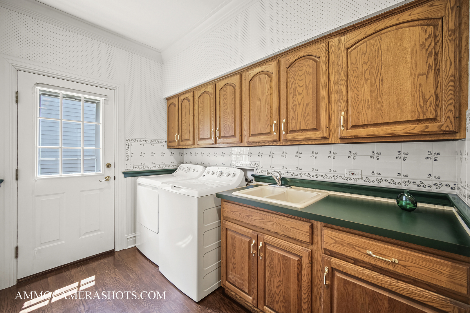 1161 Midwest Lane Wheaton, IL 60189 - Photo 15 of 45 a utility room with sink dryer and washer