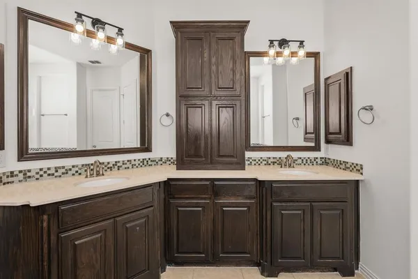 $5,200 | 975 Pembrook Lane, Allen, TX 75013