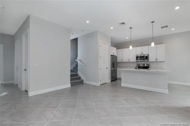 $3,800 | 3673 Magnolia Rdg Lane, Palm City, FL 34990