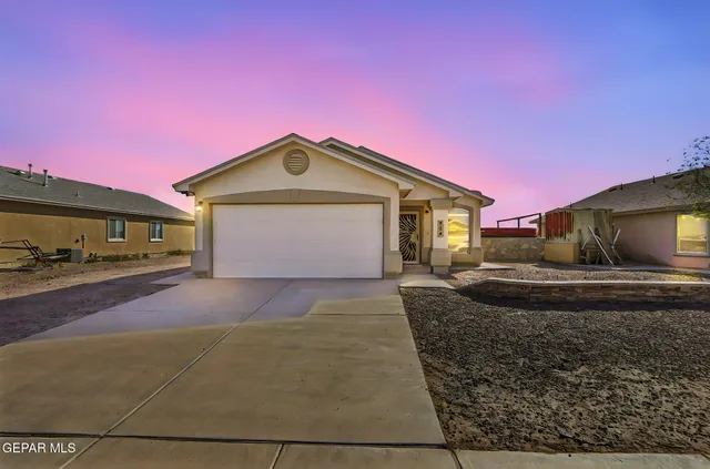 $212,000 | 224 Flor Eucharis, Socorro, TX 79927