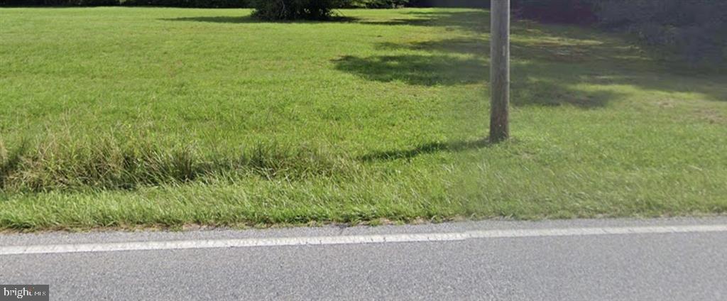 Bumpy Oak Road La Plata, MD 20646 - Photo 2 of 3 a view of a yard