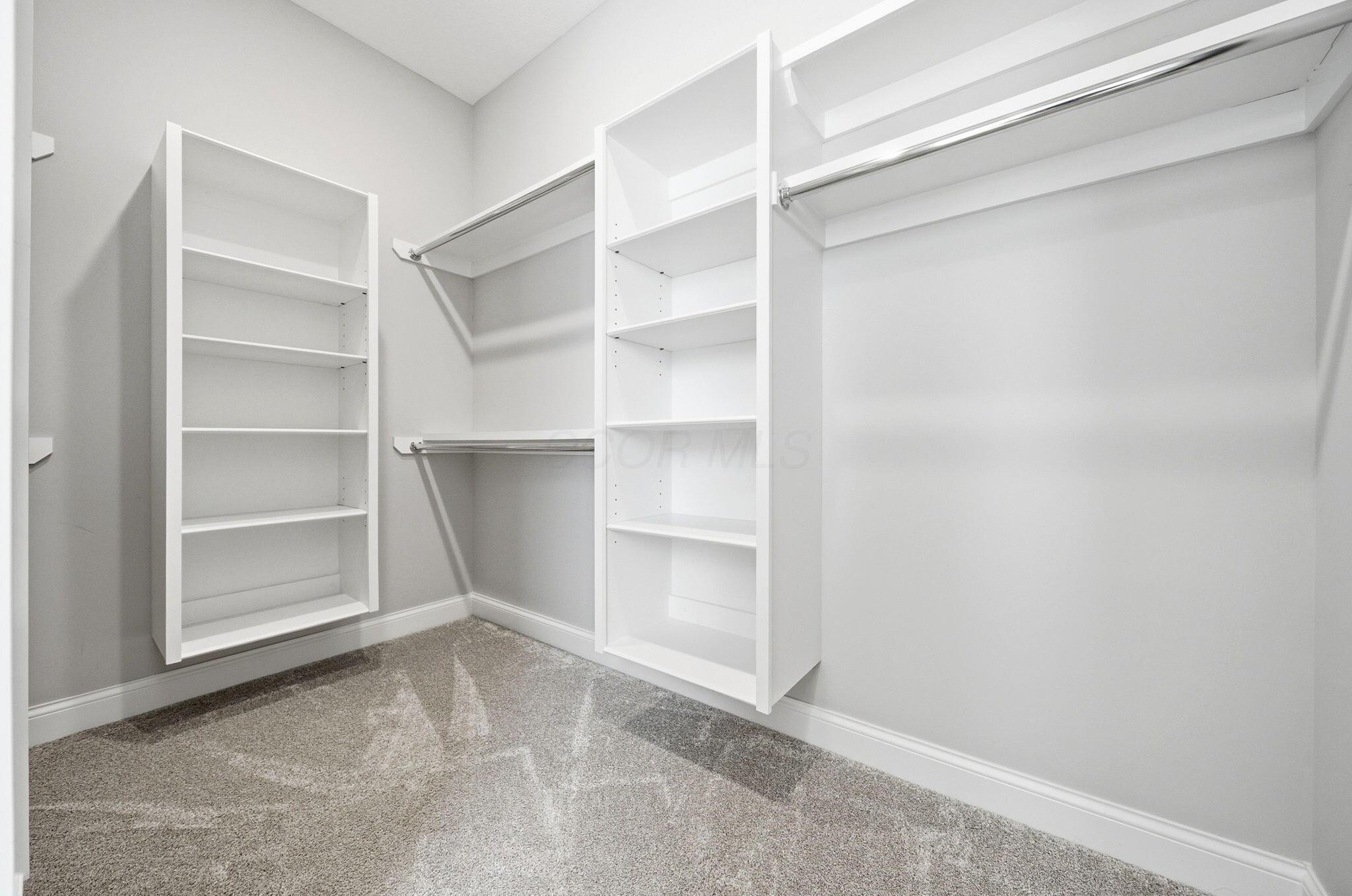 10341 Sawmill Road Powell, OH 43065 - Photo 24 of 51 Primary Suite Closet
