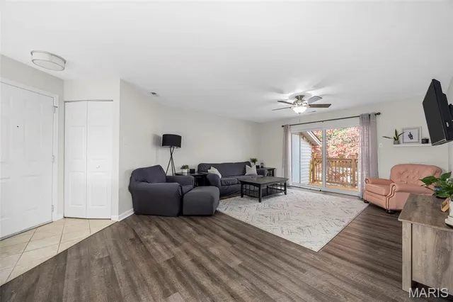 $190,000 | 1006 Sugar Creek Court, Unit 6, St. Peters, MO 63376