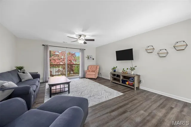 $190,000 | 1006 Sugar Creek Court, Unit 6, St. Peters, MO 63376