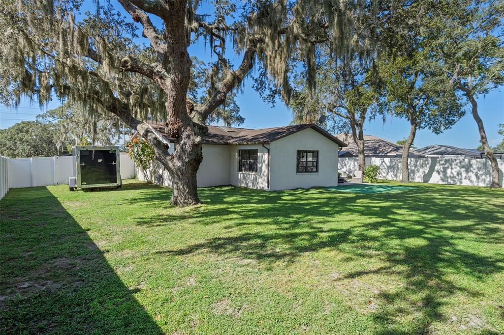 5525 Applegate Drive Spring Hill, FL 34606 - Photo 23 of 24