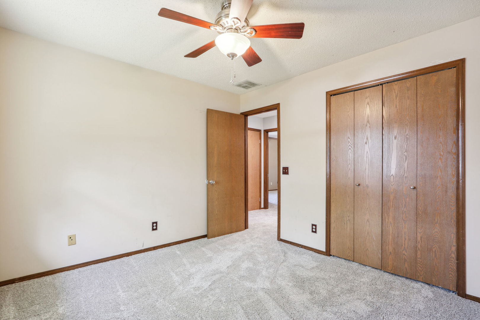 2811 Rachel Road Champaign, IL 61822 - Photo 14 of 33 Gallery Image 14