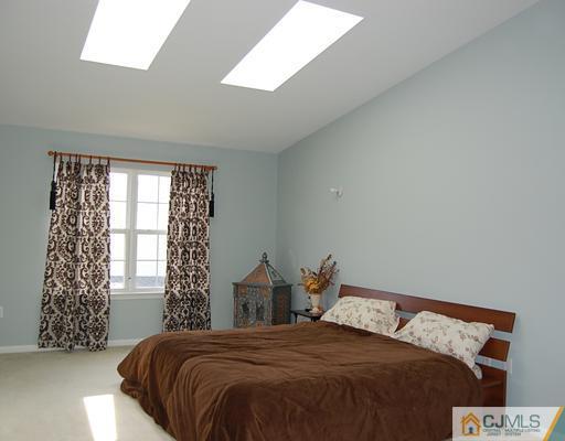 19 Rondell Lane Old Bridge, NJ 08879 - Photo 6 of 10 Gallery Image 6