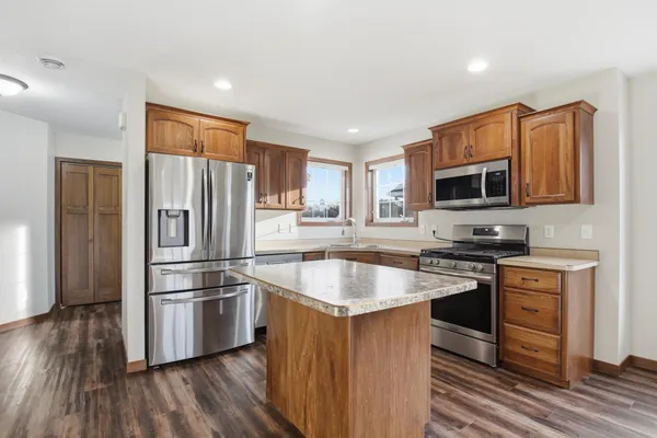 $319,000 | 465 Meadow View Court, Paynesville, MN 56362