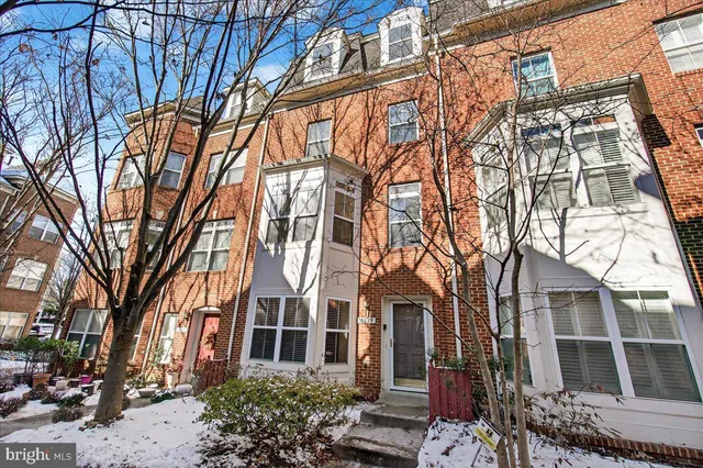 $3,300 | 10229 Rutland Round Road, Unit 35, Columbia, MD 21044