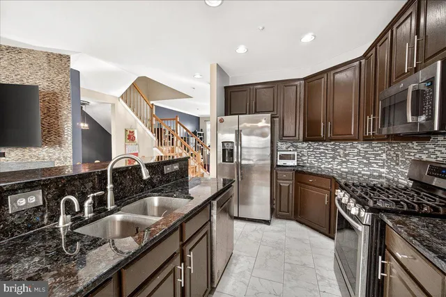 $3,300 | 10229 Rutland Round Road, Unit 35, Columbia, MD 21044