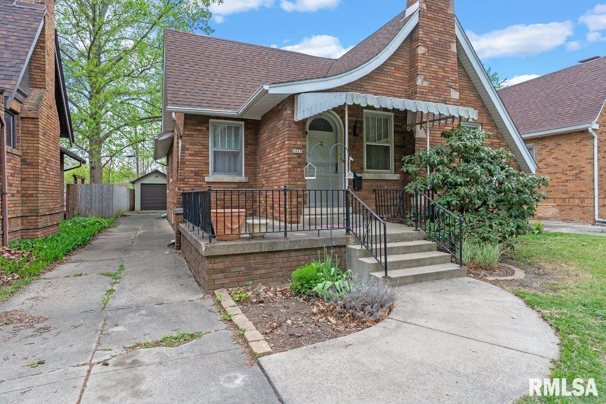 2015 South State Street Springfield, IL 62704 - Photo 1 of 40