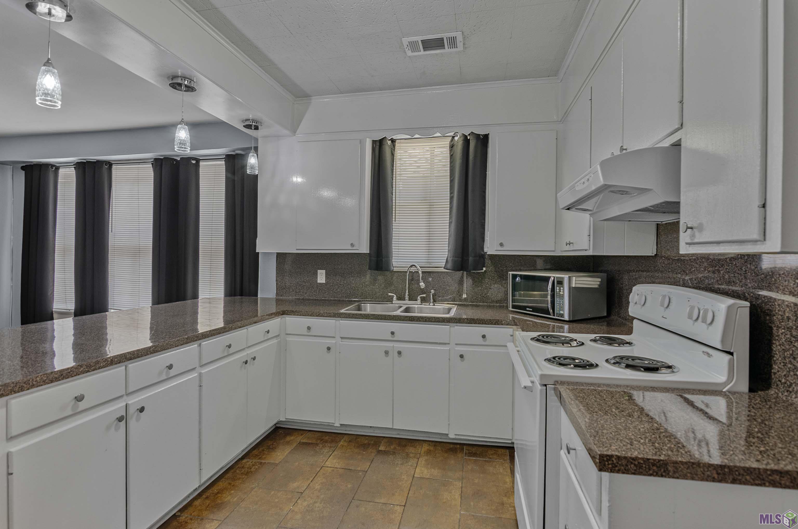 2010 Birch Street Baton Rouge, LA 70802 - Photo 2 of 6 Gallery Image 2