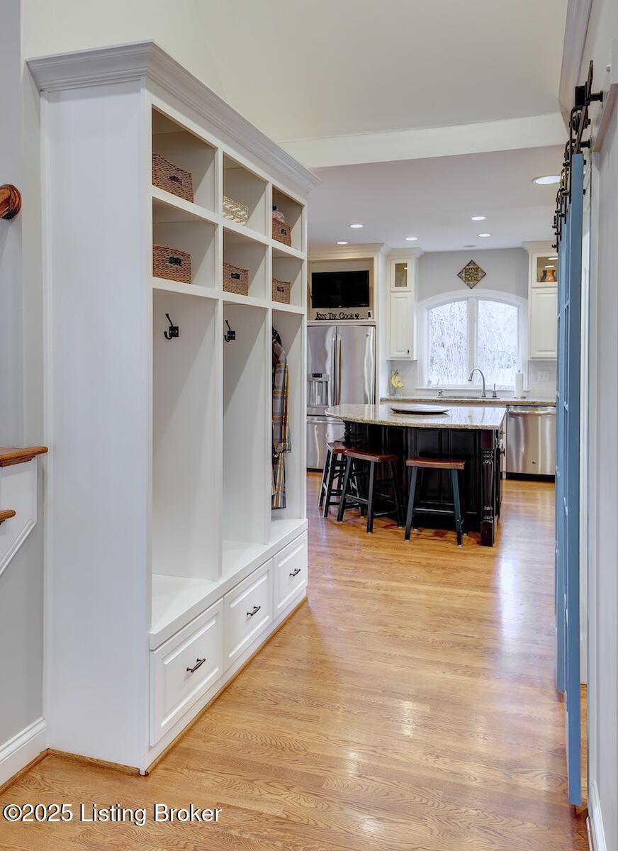 202 Coralberry Road Louisville, KY 40207 - Photo 13 of 41 13 202 Coralberry Road