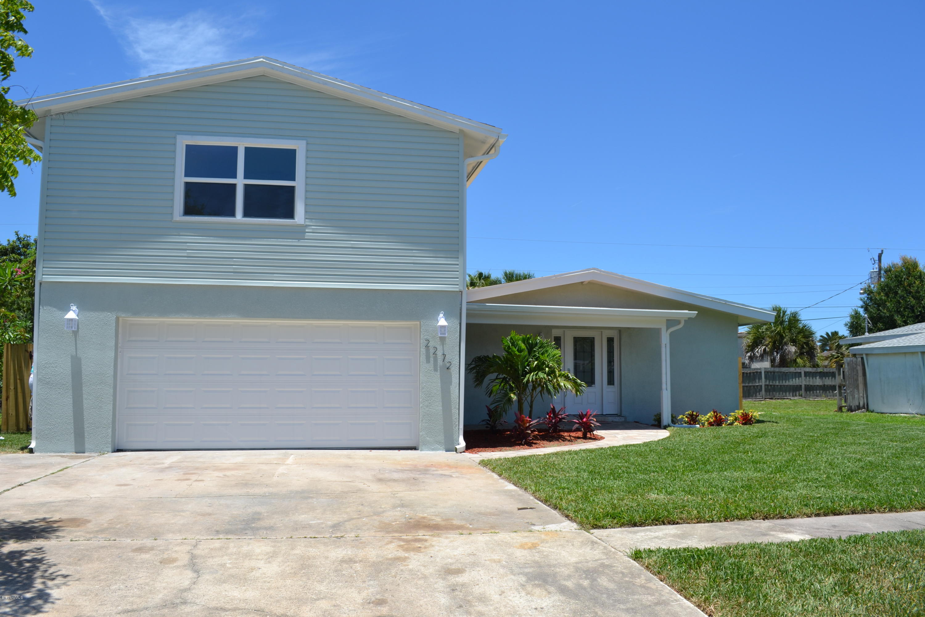 2272 Laden Road Melbourne, FL 32935 - Photo 2 of 39 DSC_0119