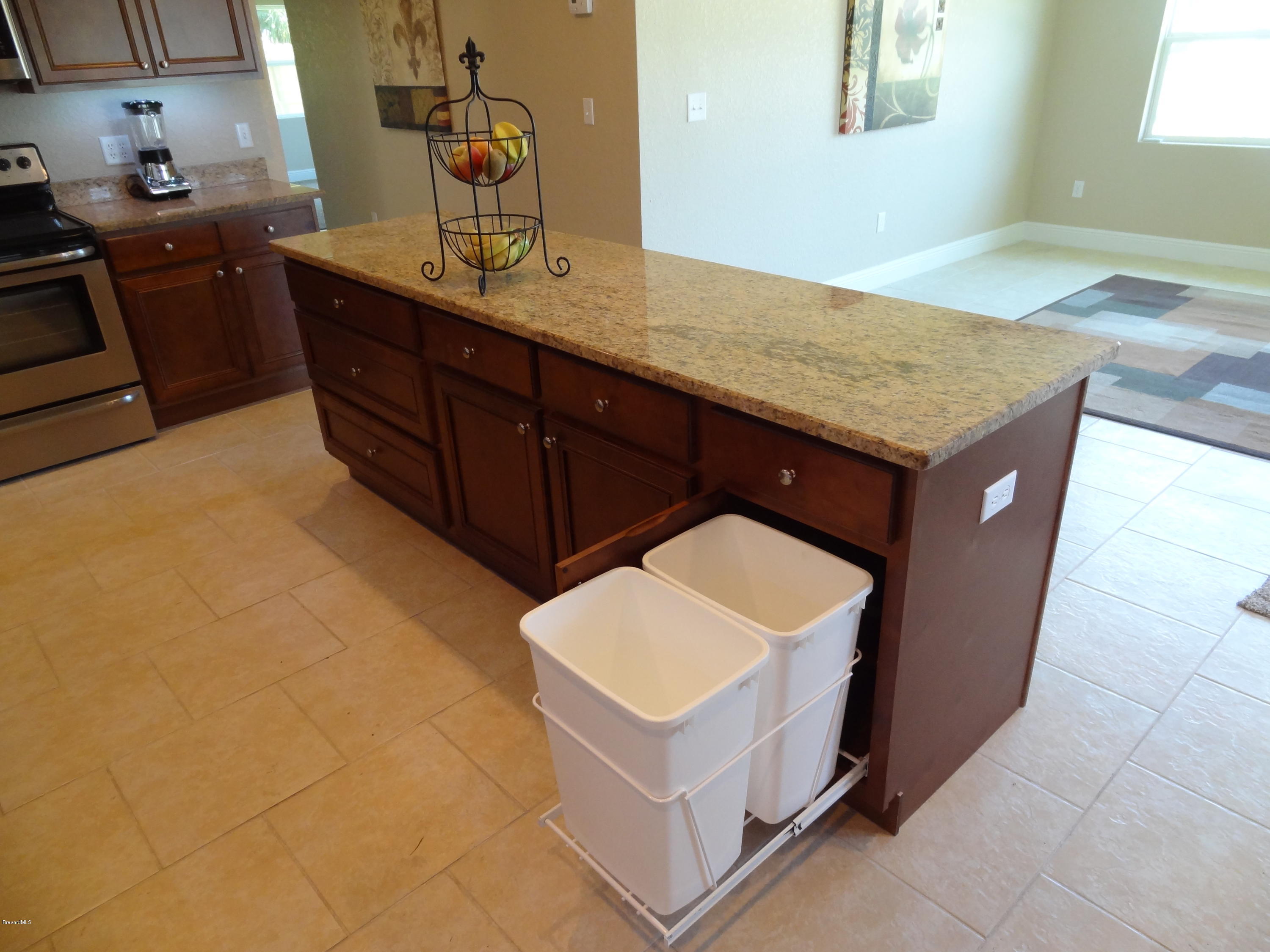 2272 Laden Road Melbourne, FL 32935 - Photo 14 of 39 Hidden Trash Bins!!
