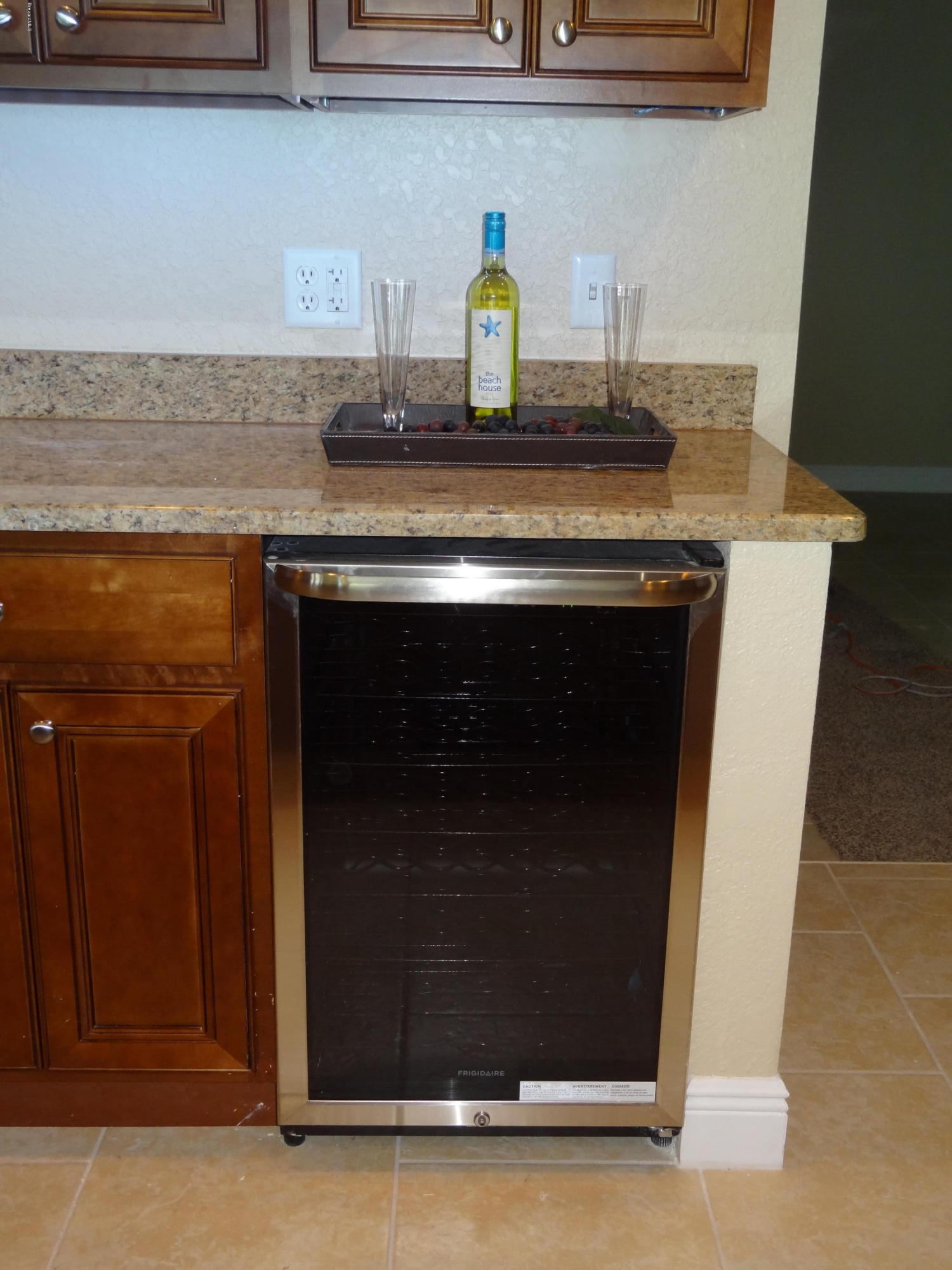 2272 Laden Road Melbourne, FL 32935 - Photo 9 of 39 Wine Cooler