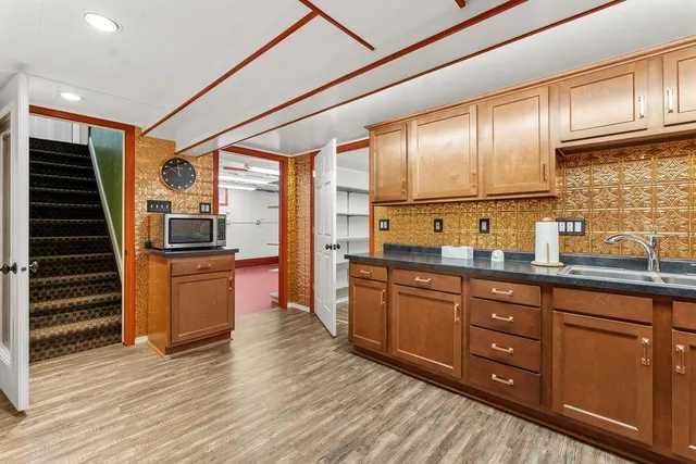 $794,900 | 4350 Highway 45, Oshkosh, WI 54902