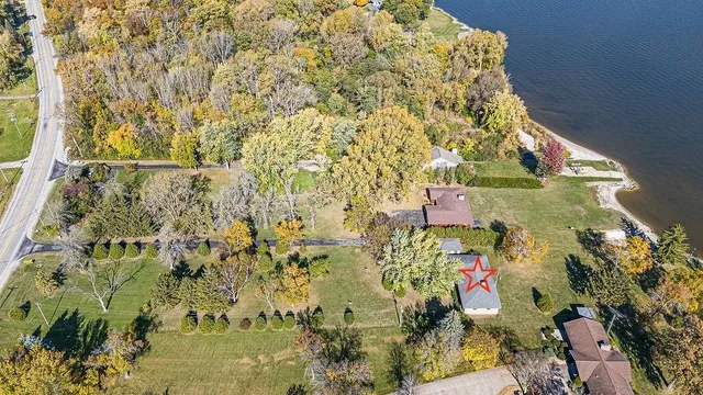 $794,900 | 4350 Highway 45, Oshkosh, WI 54902