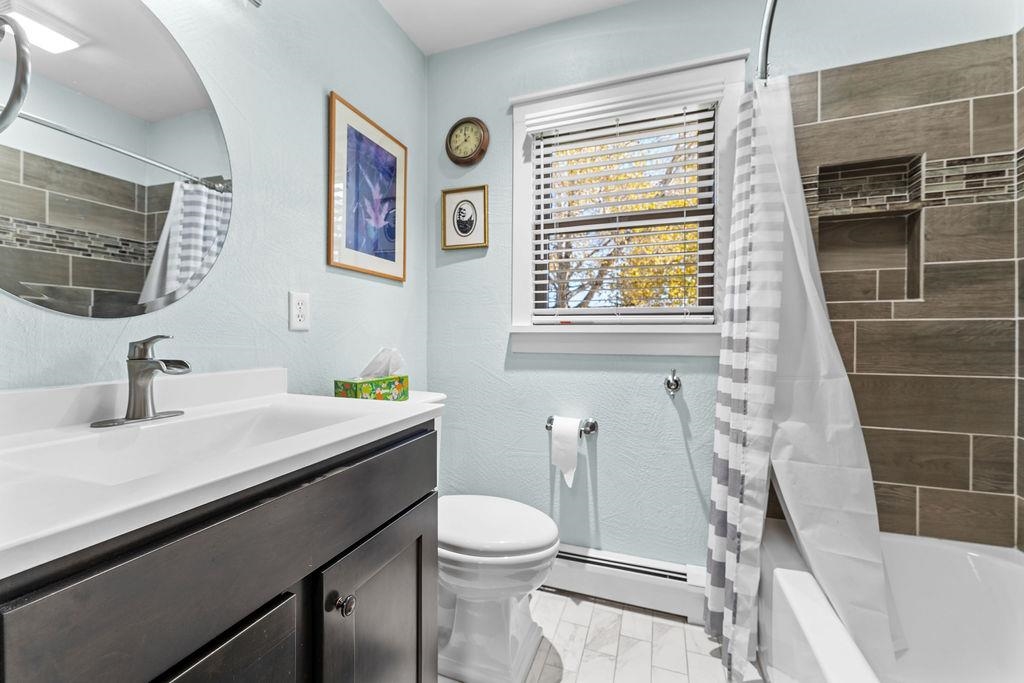 4350 Highway 45 Oshkosh, WI 54902 - Photo 5 of 63