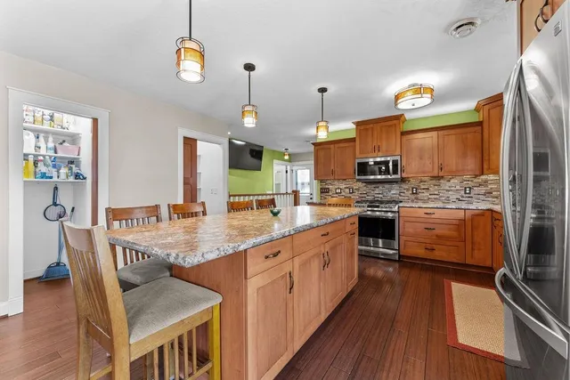 $794,900 | 4350 Highway 45, Oshkosh, WI 54902