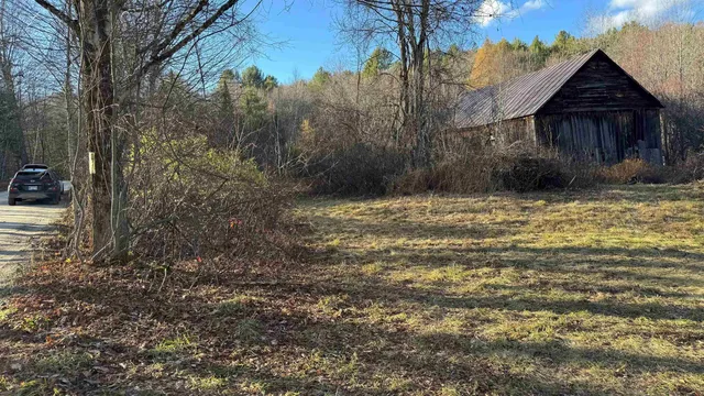 $229,900 | 50 Cheney 4-Corner Road, Newbury, VT 05040