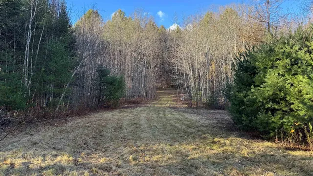 $229,900 | 50 Cheney 4-Corner Road, Newbury, VT 05040