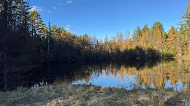 $229,900 | 50 Cheney 4-Corner Road, Newbury, VT 05040