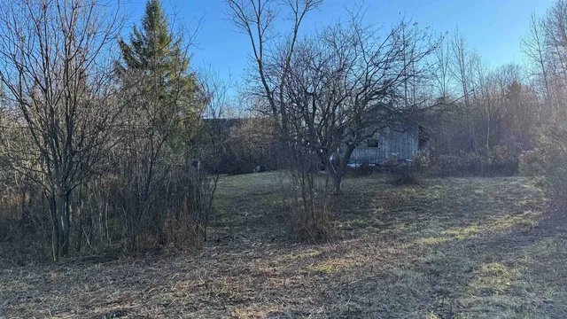 $229,900 | 50 Cheney 4-Corner Road, Newbury, VT 05040